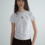 REMERA COURBET