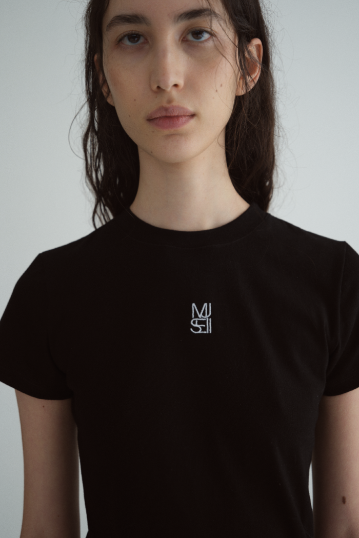 REMERA COURBET - Imagen 2